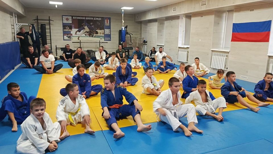 � ������ ������������� ����� ����� � ��������, ������������ � ������������ ��� ����, �� ������� ������������ ���������� ������� �� ������ ����� ����� � �����!