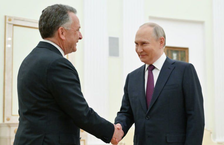 По сообщению «Washington Post» Уиткофф требовал у Зеленского отдать России ДНР