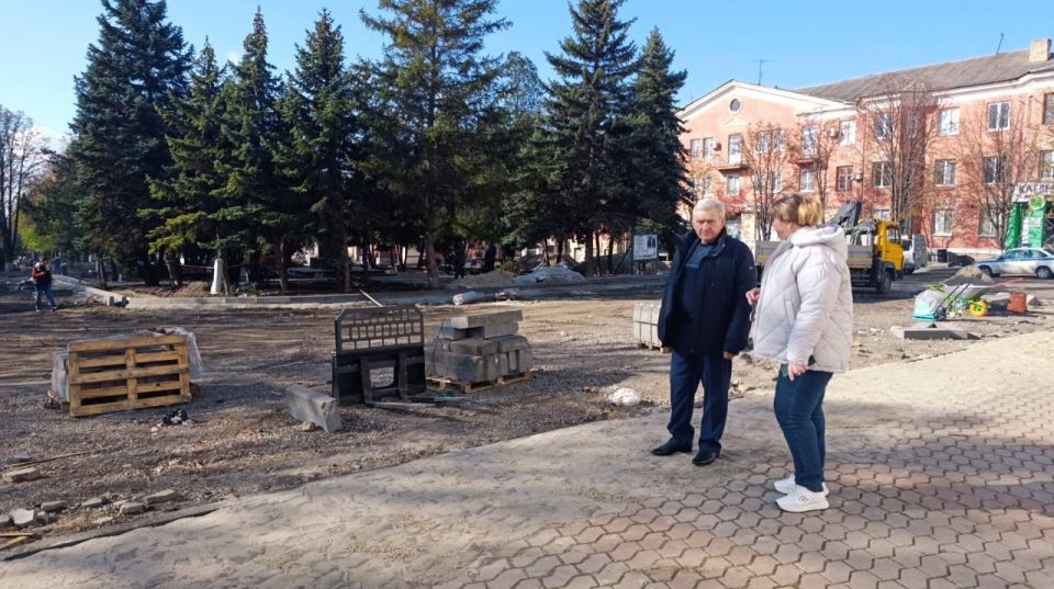 Николай Михайлов: Глава Старобешевского округа проверил ремонт улицы в Комсомольском при поддержке Забайкалья