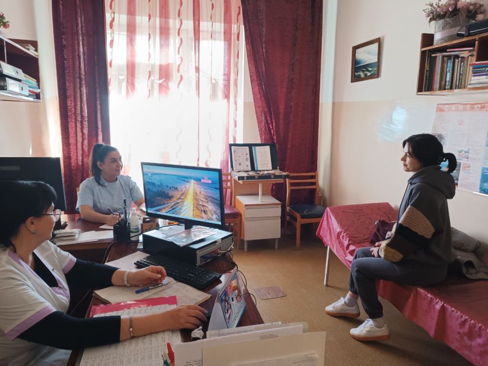 С 17 октября специалисты Медицинского спецназа Федерального медико-биологического агентства (ФМБА) России начали проводить диспансеризацию в Шахтерске