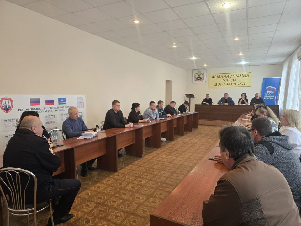 Александр Качанов: Плановое аппаратное совещание прошло с руководителями предприятий, организаций, учреждений города 21.10.2025 г