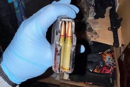 Полицейские изъяли крупную партию оружия и боеприпасов в Харцызске