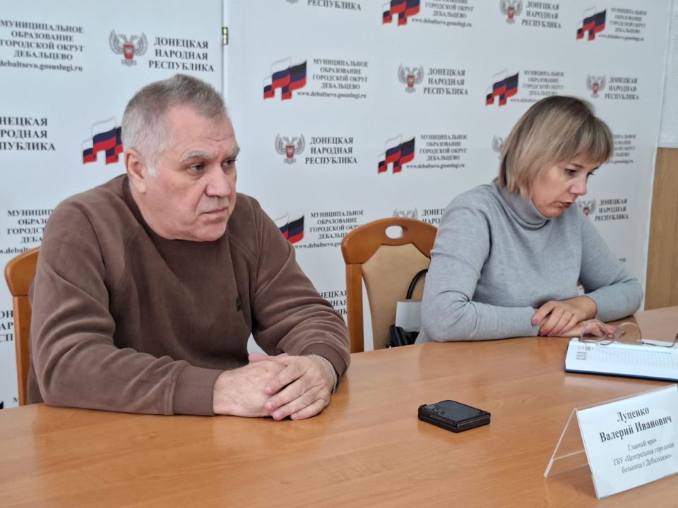 Во исполнение поручения Главы Донецкой Народной Республики Дениса Владимировича Пушилина сегодня, 21 октября 2025 года в Дебальцево состоялся важный и полезный для населения формат общения – встреча Валерия Луценко...