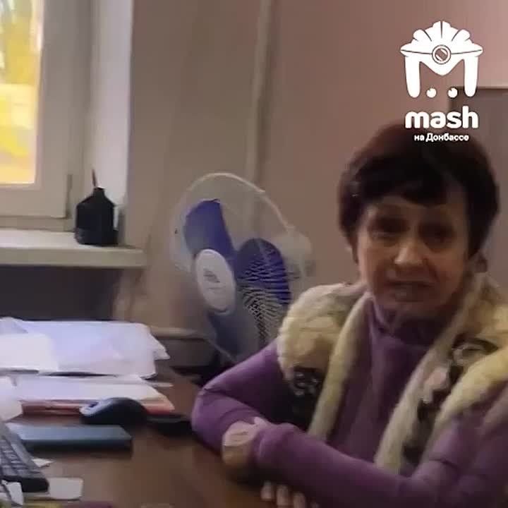 "Как остекляются? Жильцы ходят по мусорникам, где есть старые окна