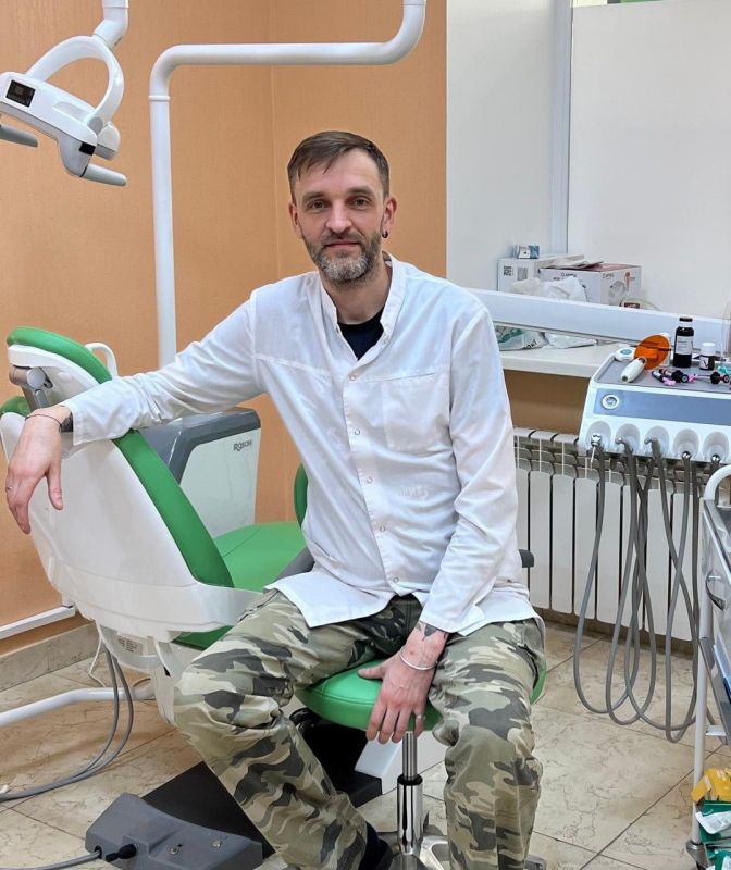 Новосибирский стоматолог вернулся из поездки в ДНР