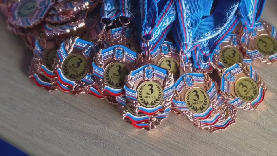 Ямал поддерживает развитие спорта в Волновахском округе