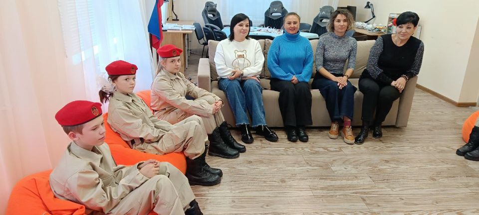 Белые журавли. 22 октября — особая дата в календаре памятных событий России и многих стран мира