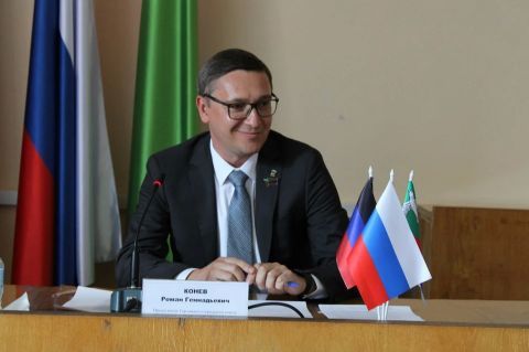 Роман Конев: 22 октября 2025 года состоялся выездной приём граждан депутатом Горловского городского совета Донецкой Народной Республики первого созыва Даниилом Карабаевым совместно с председателем Общественного совета...