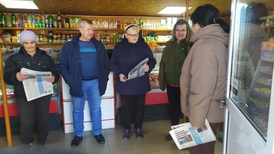 Начальник Новозарьевского территориального отдела Администрации Старобешевского муниципального округа Рапач Михаил провел сход граждан села Новозарьевка