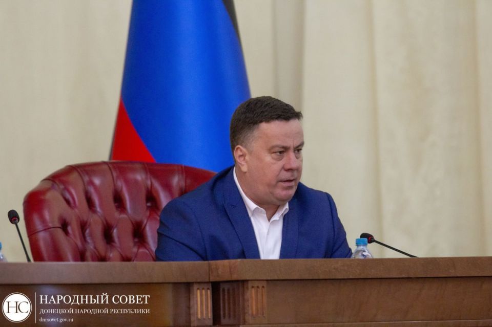 Константин Кузьмин: Сегодня один из основных вопросов повестки дня - конечно, прохождение отопительного сезона