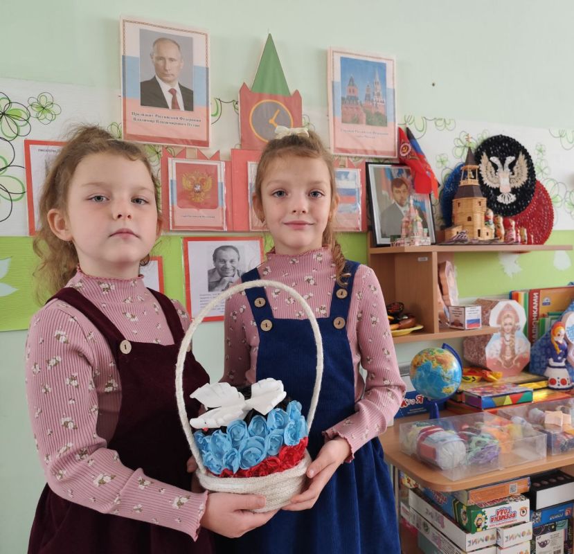 Флаг наш – символ доблести И народной гордости