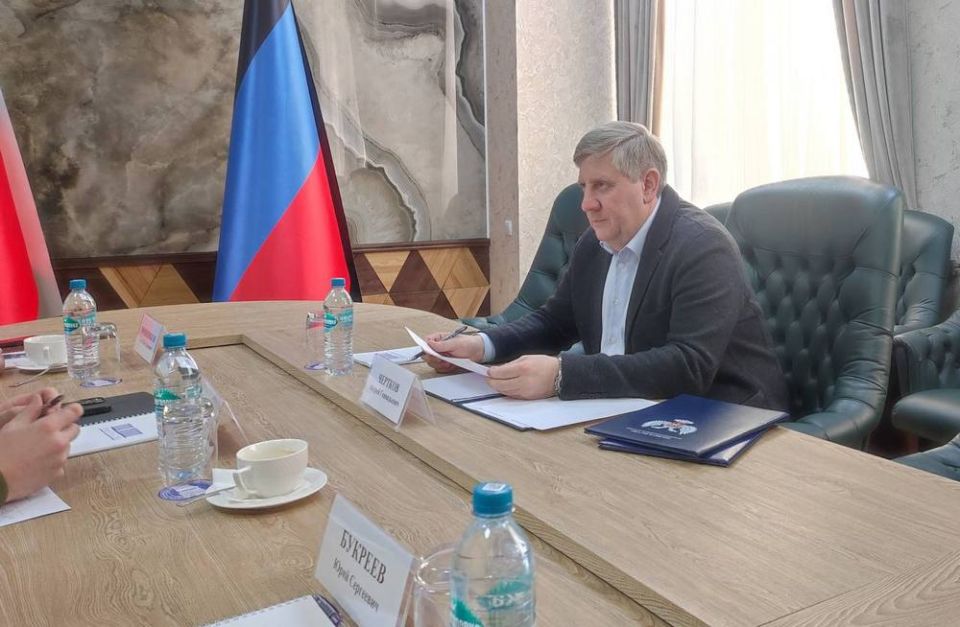 Андрей Чертков провел рабочую встречу с губернатором Липецкой области Романом Петрухиным