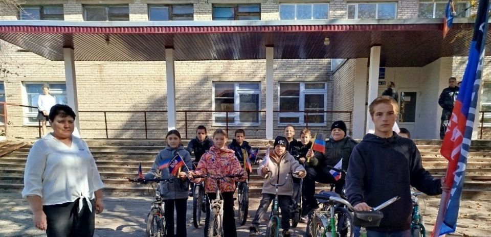 Игорь Лызов: 25 октября - День Государственного флага Донецкой Народной Республики