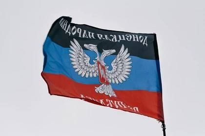 «Под этим флагом мы шли с мечтой»: Кирилл Макаров поздравил жителей ДНР с Днем флага региона