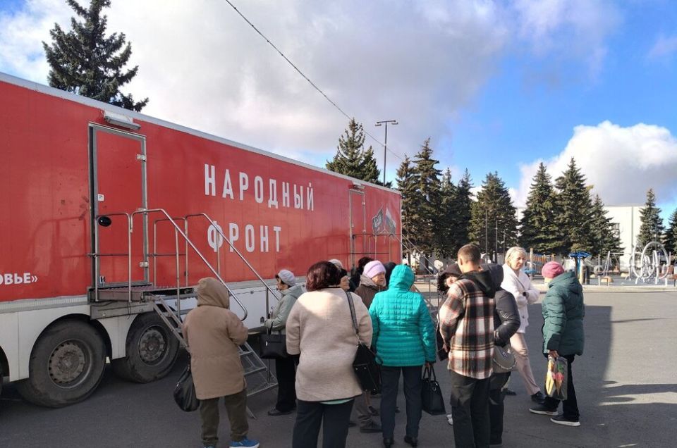 «Автопоезд здоровья» приехал в Шахтерск