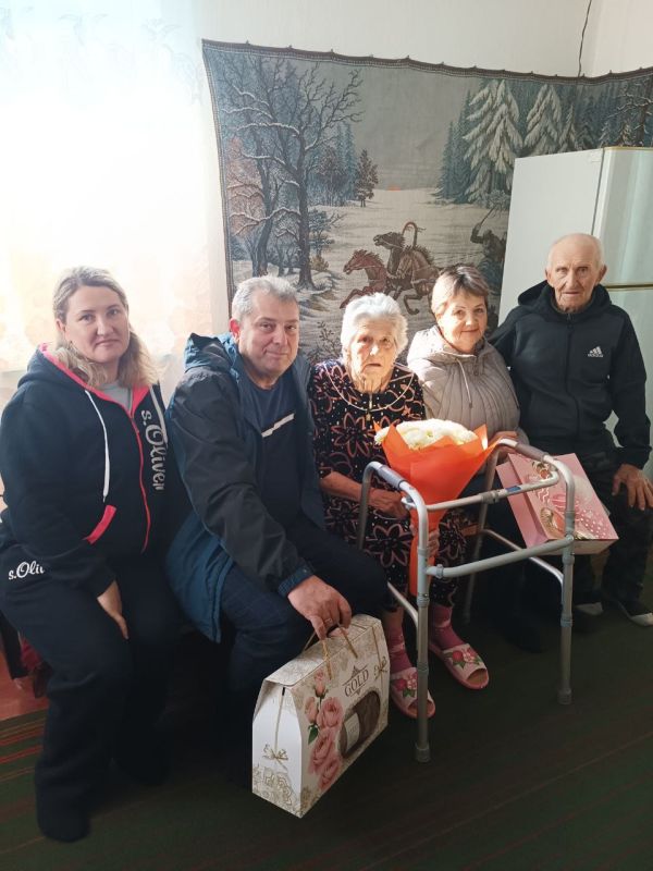    ,                    90-!