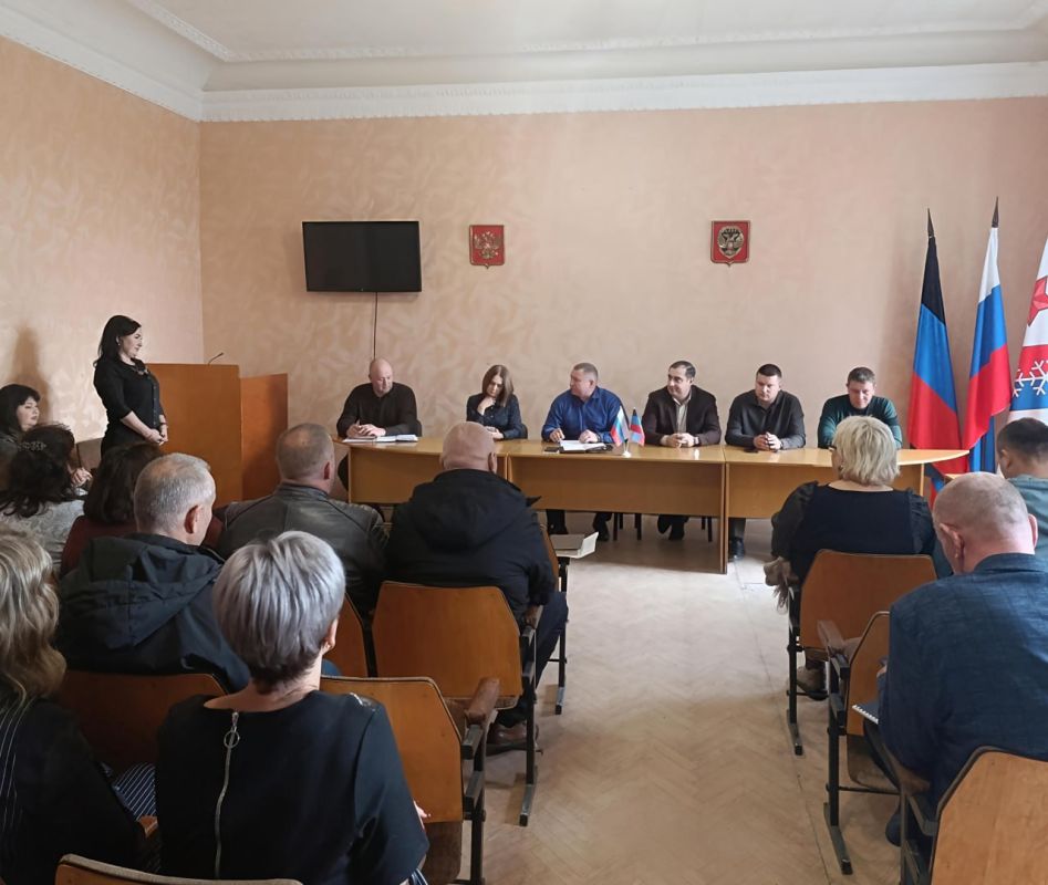 Сергей Ермаков: 28 октября провел расширенное аппаратное совещание с руководителями предприятий, организаций, учреждений и начальниками территориальных отделов