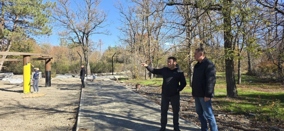 Александр Качанов: В Докучаевске парк имени А.П. Чехова преображается на глазах