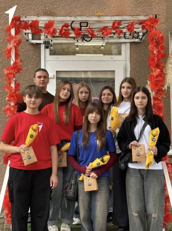 ������� ��������: ��������� ������. � ������ ������� ������� ������ ������ �������� �� ������������� ������-������ � ��������� ���������� �Rose Donbassa� ��� ����� ������������ ��������� ����������� �� ������ �������, ���...