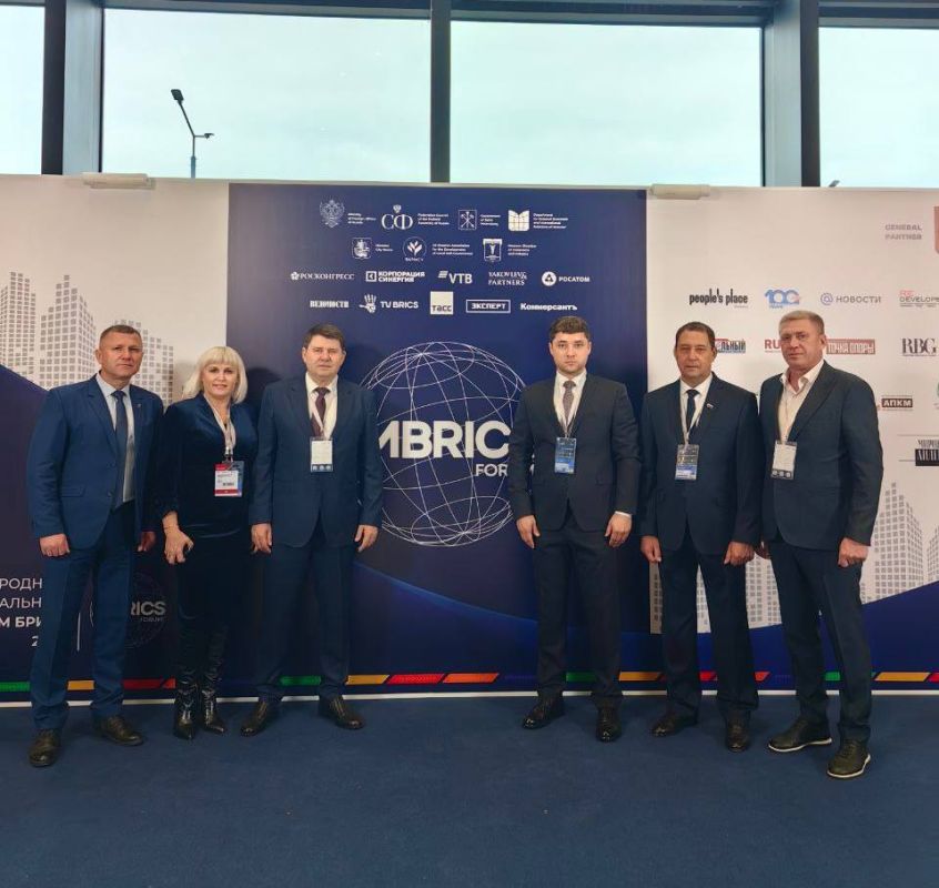 Константин Зинченко: Принимаю участие в Международном муниципальном форуме стран БРИКС+, объединяющем партнеров из более 70 стран и 2'000 городов и регионов по всему миру, в том числе и делегацию из ДНР