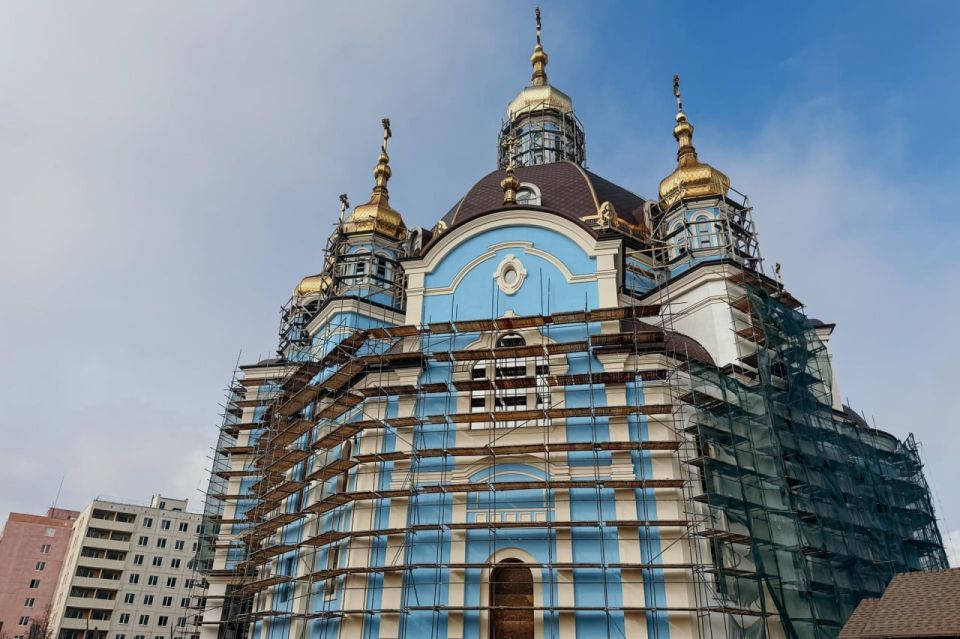 Петербург помогает вернуть к жизни мариупольский Собор Покрова Божьей Матери