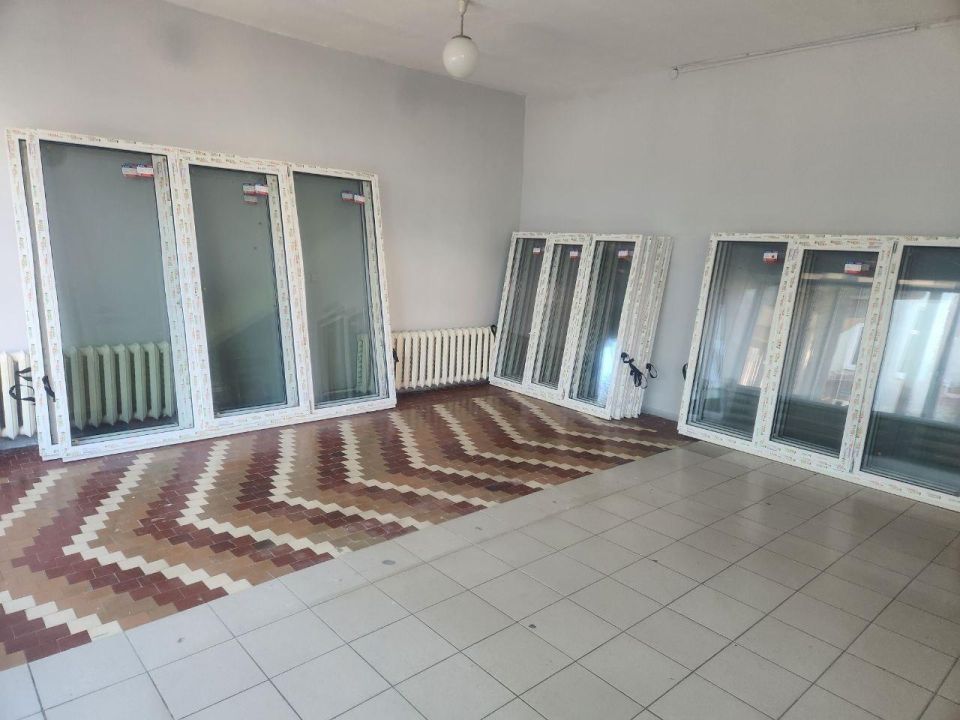 Подрядчики Нижегородской области обновят окна в филиале горбольницы в Харцызске