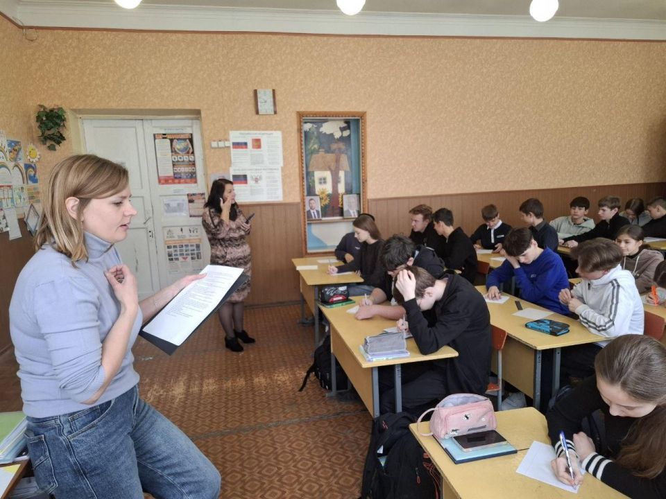 В Харцызске прошла серия профилактических мероприятий ко Дню отказа от курения