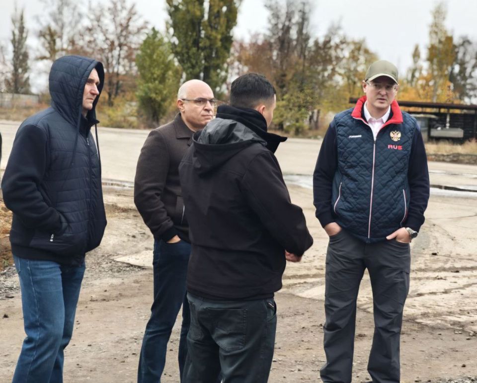 Сегодня Губернатор Камчатского края Владимир Солодов с очередным рабочим визитом посетил городской округ Дебальцево