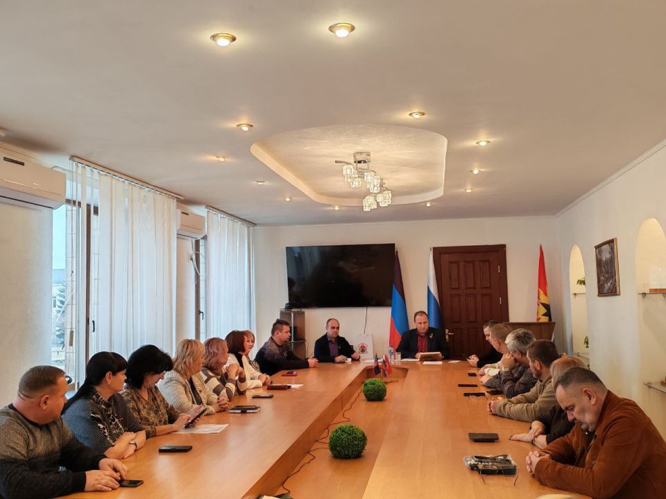 Внеочередное заседание Торезского городского совета