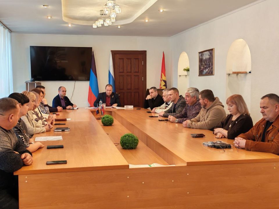 Заседания постоянных комитетов