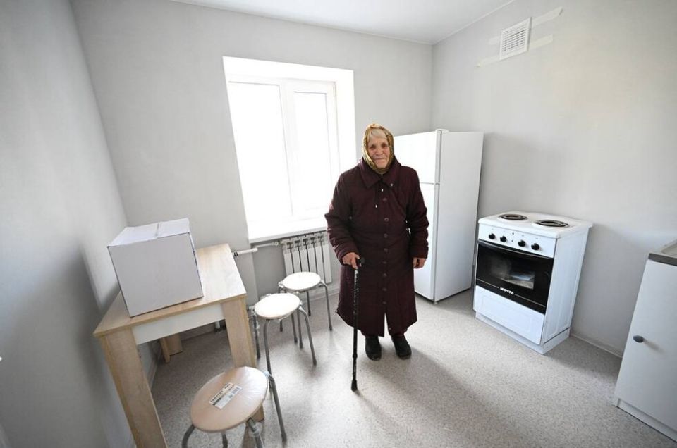 Ямал — Авдеевке: в городе восстановили дом, медпункт и администрацию