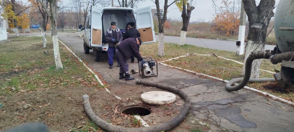 Сергей Желновач: Аварийно-восстановительная бригада Хабаровского края приняла участие в откачке воды