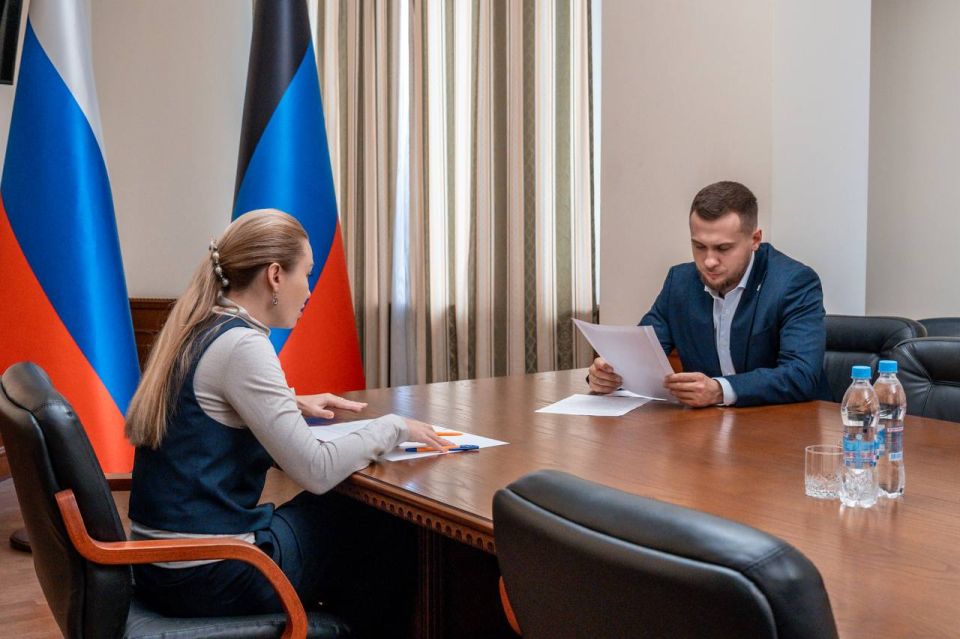 Наталья Никонорова: Сегодня состоялась встреча с Макаровым Кириллом, с недавнего времени, вице-премьером Республики