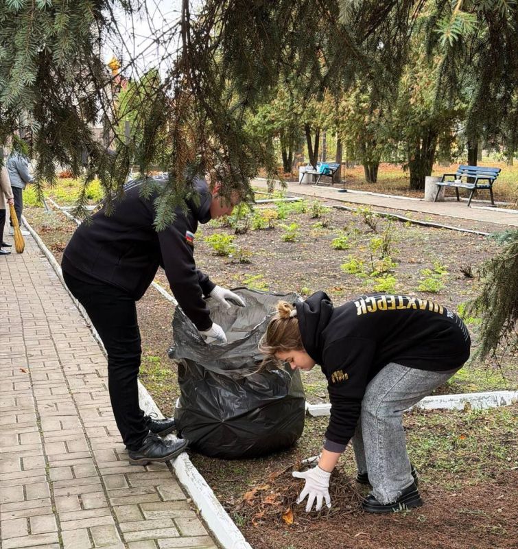 В Ждановке прошел субботник