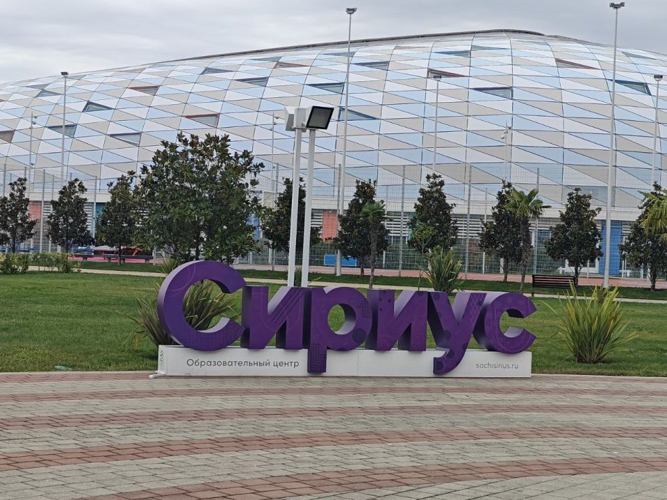 В рамках своего визита на площадку форума «Выбор.ФМ.Сириус», молодёжный актив Донецкой Народной Республики имел возможность прикоснуться к миру передовых знаний и инноваций, посетив один из самых значимых образовательных и...