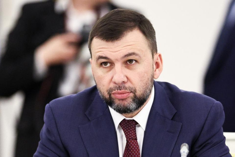 Пушилин поручил привести в порядок кровли многоквартирных домов в ДНР