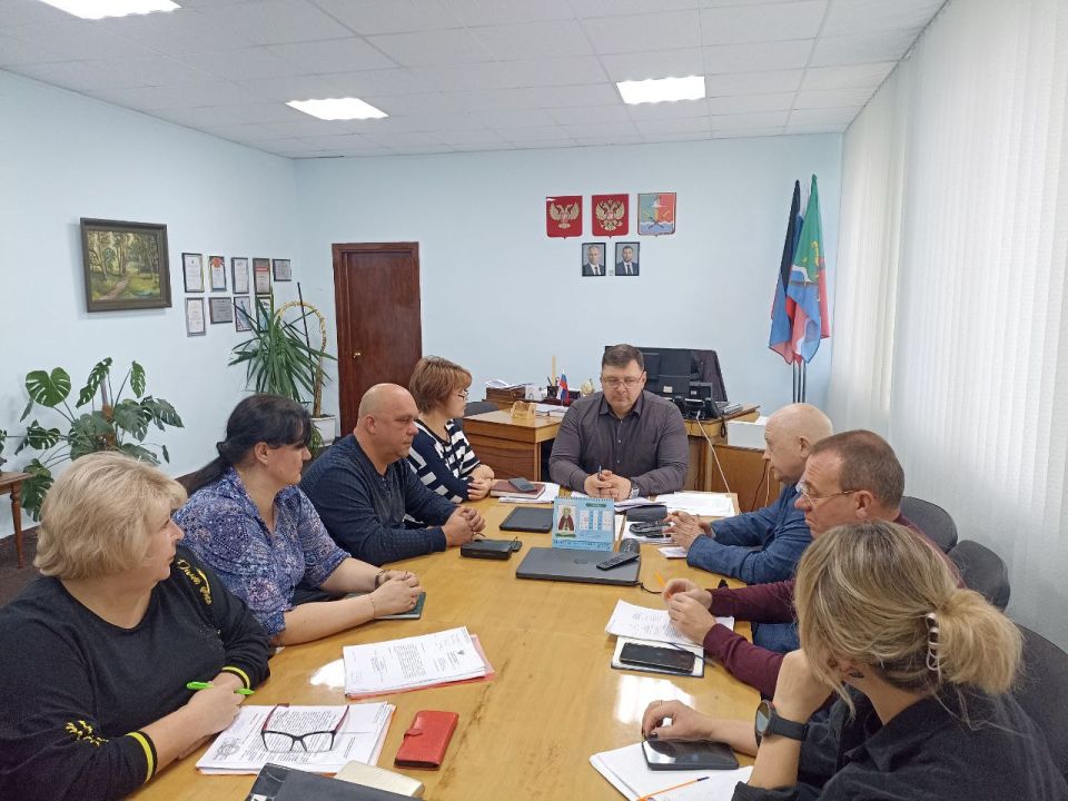 ������� �������: �������, 5 ������, ������ ����������� ��������� �� ������� �������� � �������� ������������ ����� � ������������� ����������� ������������� ������������� ������