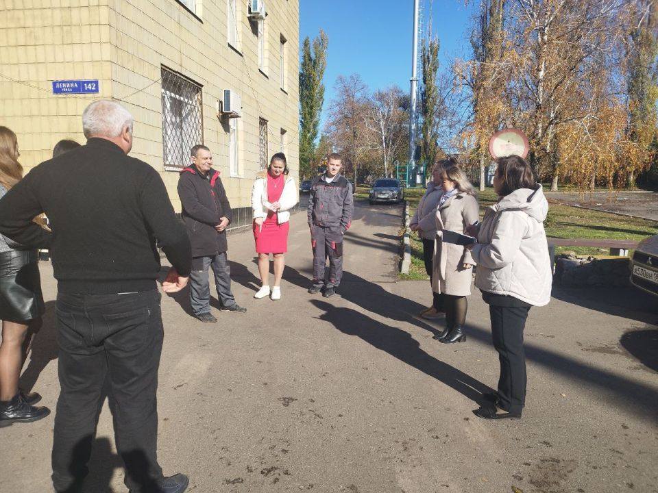 Сегодня в поселке Тельманово состоялась встреча, депутата Тельмановского муниципального совета Натальи Зубач, с представителями местного населения