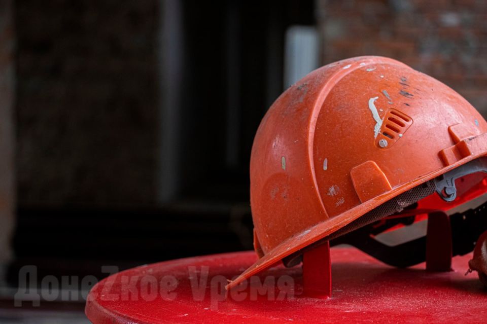 Не всегда выгодно, но безопасно: застройщики в ДНР активно используют страховку военных рисков