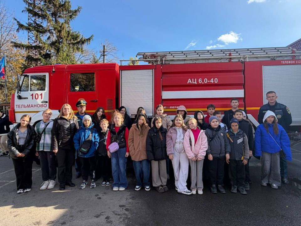 Наталья Великодная: В рамках Республиканской акции "Учиться в Донбассе" учащиеся из общеобразовательных учебных заведений Тельмановского муниципального округа в октябре месяце приняли участие в тематических мероприятиях с...