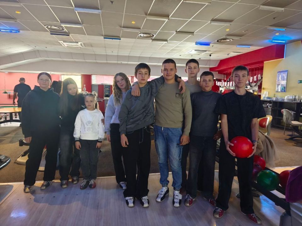 Ребята 8-А класса ГБОУ "Светлодарский УВК" решили устроить крутой финал каникул