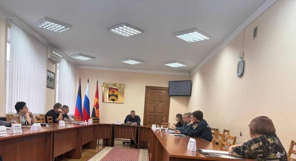 В Шахтерске состоялось заседание Комиссии по предупреждению и ликвидации чрезвычайных ситуаций и обеспечению пожарной безопасности