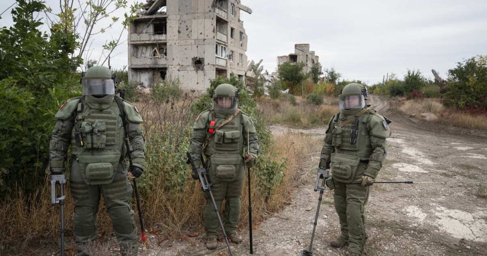 Военные группировки войск "Запад" освободили за сутки 25 зданий в Купянске