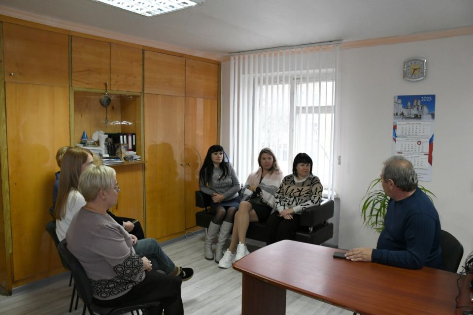 Сергей Назаров встретился с представителями сферы культуры в Кировском