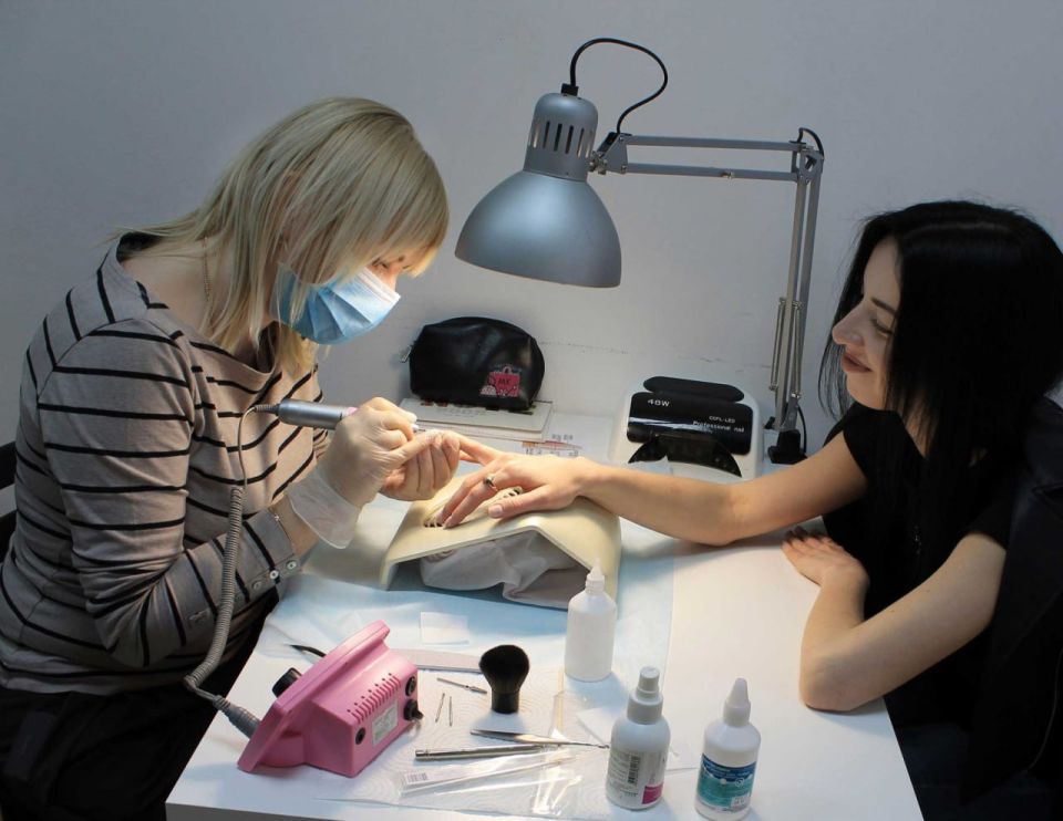 Социальный контракт помог жительницам Амвросиевки в трудоустройстве