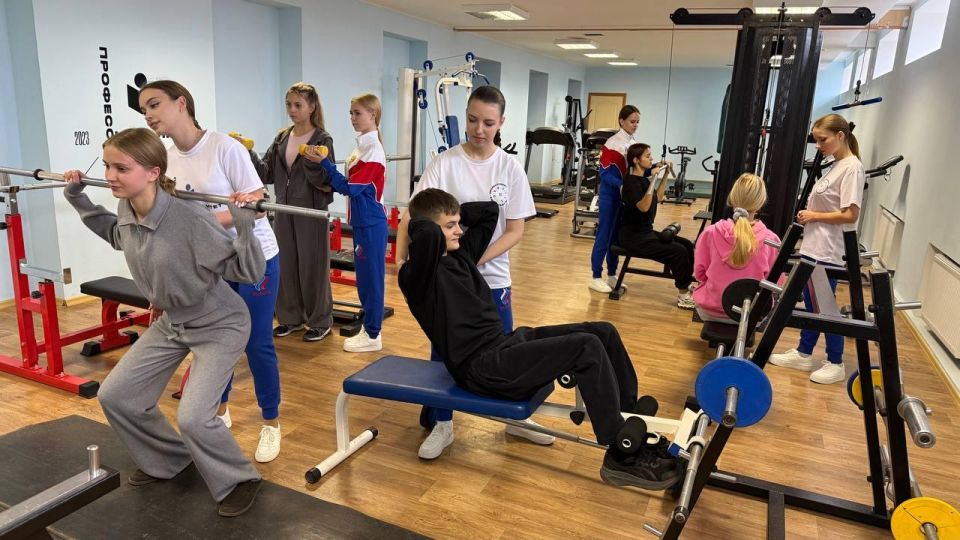 Шахтерские теннисисты примут участие в спортивном турнире на Сахалине