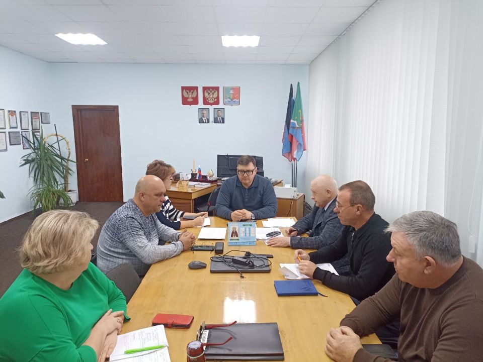 ������� �������: �������, 7 ������, ������ ����������� ��������� �� ������� �������� � �������� ������������ ����� � ������������� ����������� ������������� ������������� ������