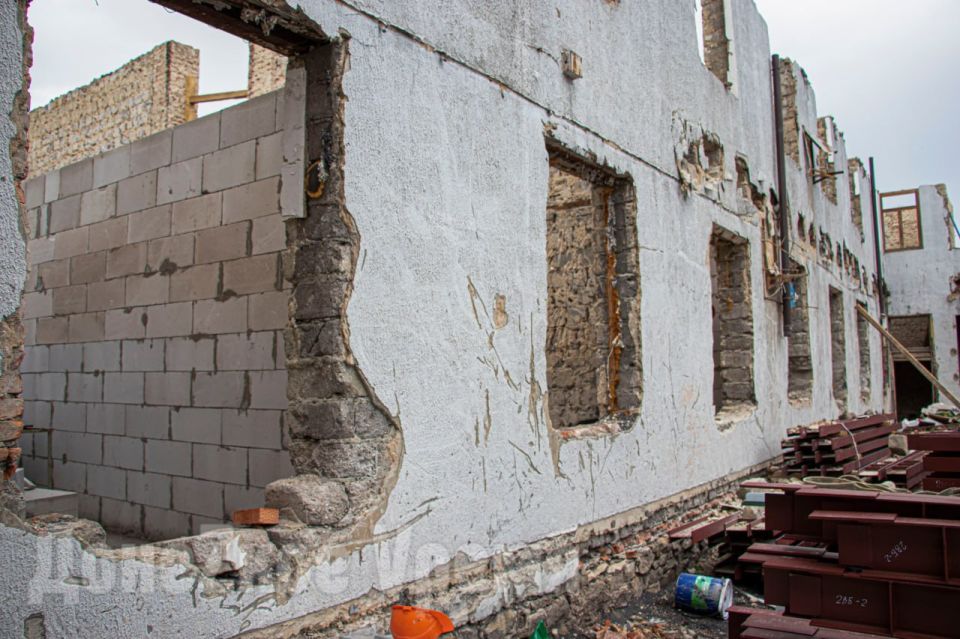 Начинают с самых острых проблем: восстановление бывших прифронтовых районов Донецка станет заметным в 2026 году