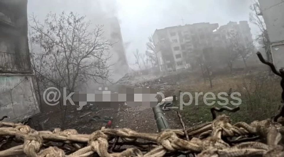 Андрей Филатов: Взять под огневой контроль логистику - не значит окружить