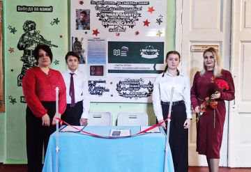 Открытие «Парты Героя» в Школе № 6 г.о. Торез в память о Владиславе Гнилицком